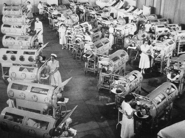Polio ironlungs hospitalroom